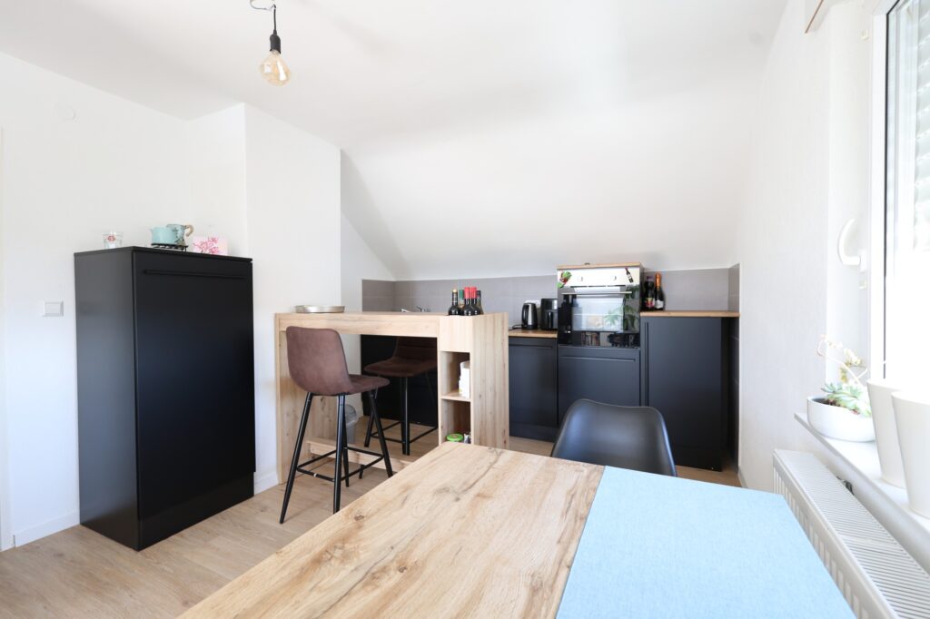 3 FH - DG Küche mit Essbereich