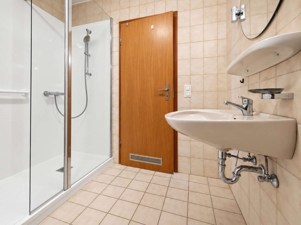 Badezimmer 2